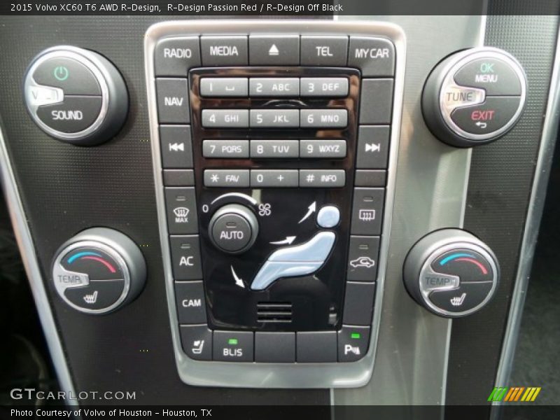 Controls of 2015 XC60 T6 AWD R-Design