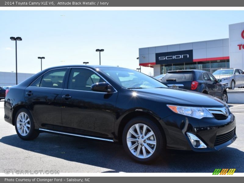 Attitude Black Metallic / Ivory 2014 Toyota Camry XLE V6