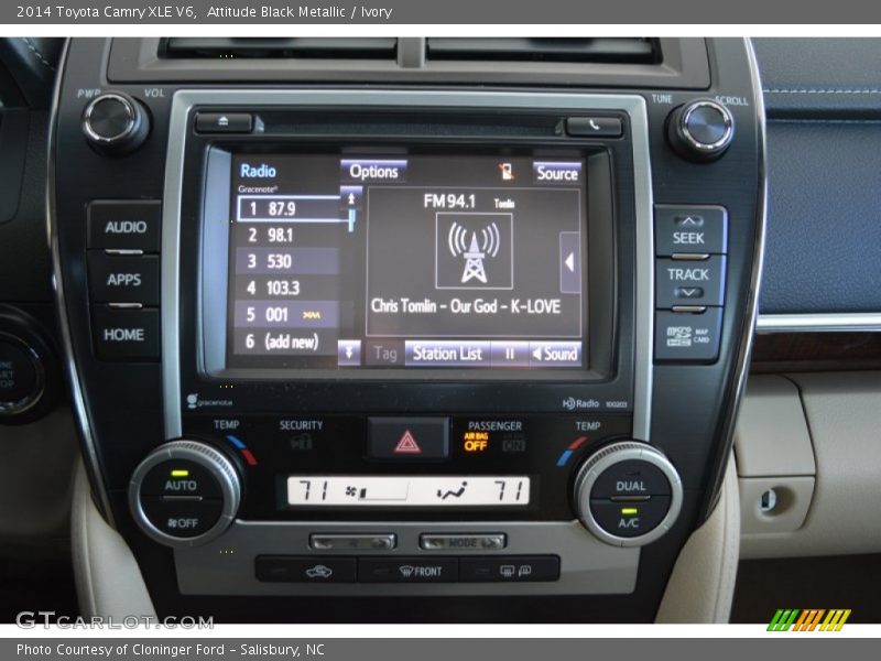 Attitude Black Metallic / Ivory 2014 Toyota Camry XLE V6