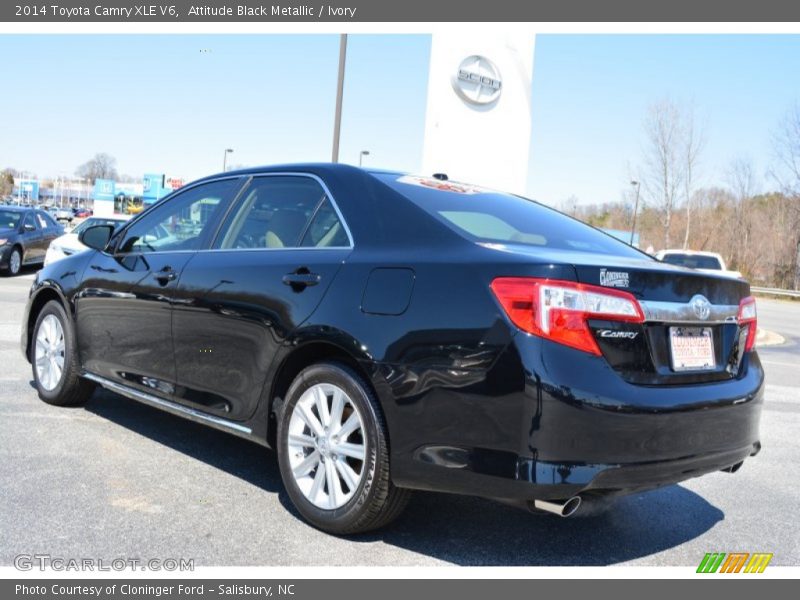 Attitude Black Metallic / Ivory 2014 Toyota Camry XLE V6