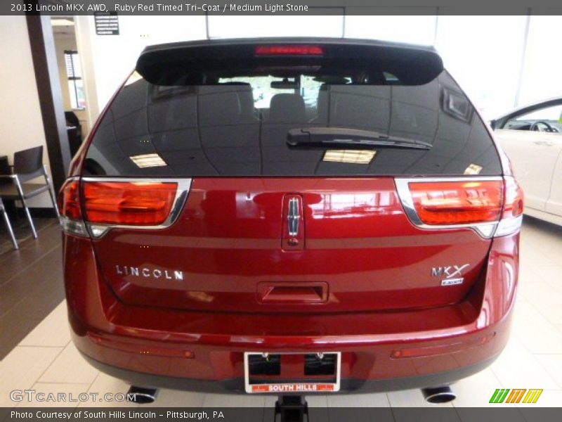 Ruby Red Tinted Tri-Coat / Medium Light Stone 2013 Lincoln MKX AWD