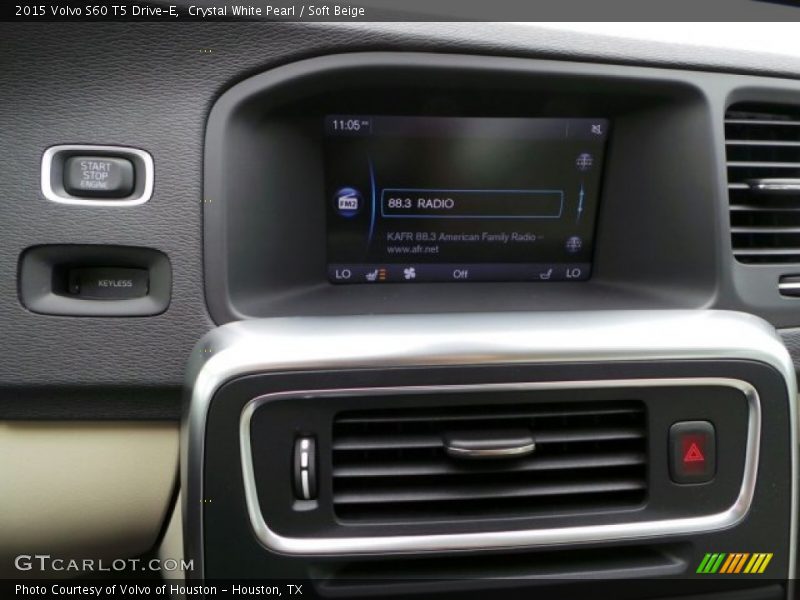 Crystal White Pearl / Soft Beige 2015 Volvo S60 T5 Drive-E