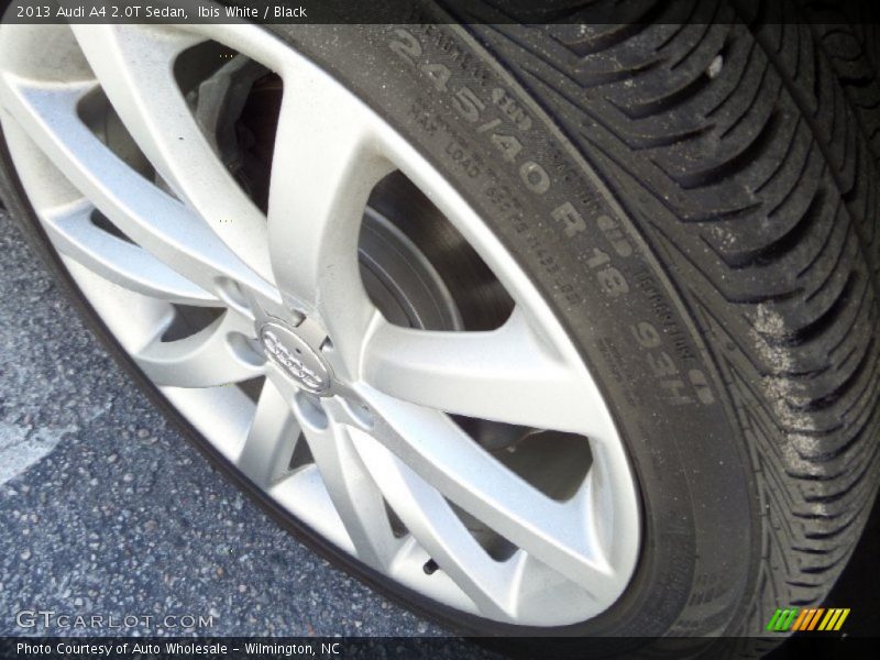 Ibis White / Black 2013 Audi A4 2.0T Sedan