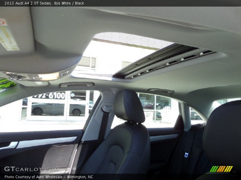 Ibis White / Black 2013 Audi A4 2.0T Sedan