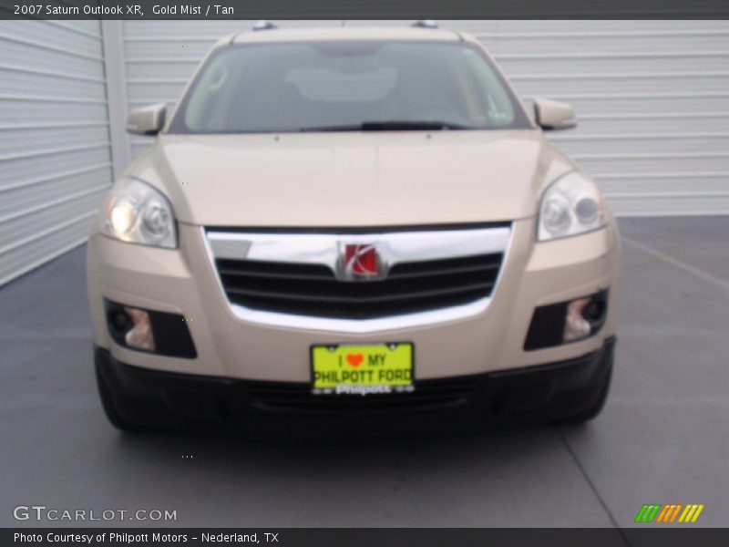 Gold Mist / Tan 2007 Saturn Outlook XR