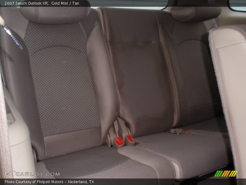 Gold Mist / Tan 2007 Saturn Outlook XR