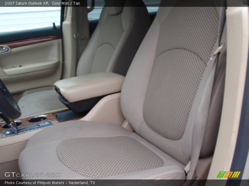 Gold Mist / Tan 2007 Saturn Outlook XR