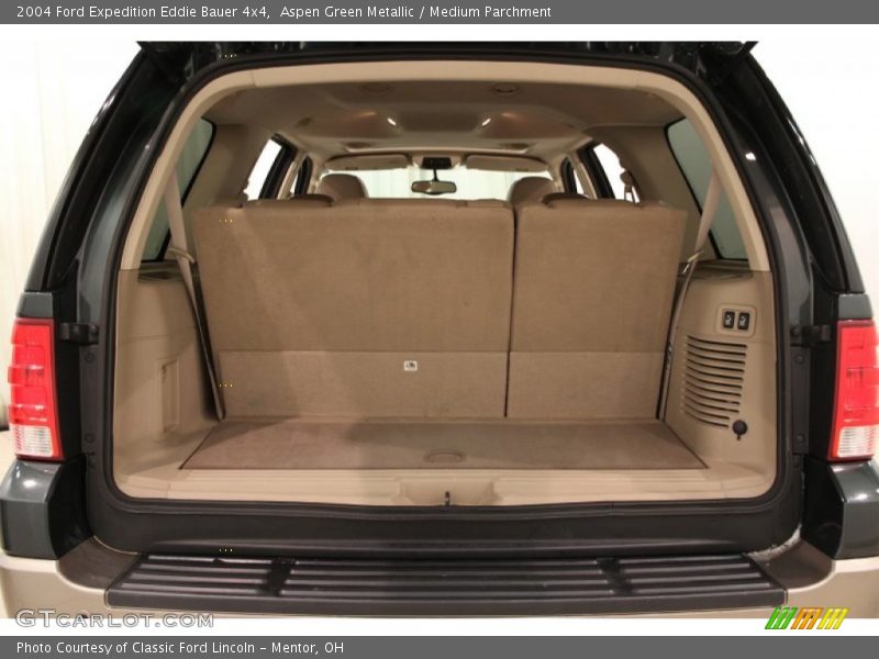 Aspen Green Metallic / Medium Parchment 2004 Ford Expedition Eddie Bauer 4x4