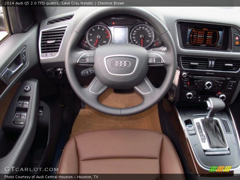 Dashboard of 2014 Q5 2.0 TFSI quattro