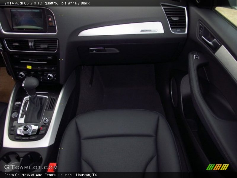 Ibis White / Black 2014 Audi Q5 3.0 TDI quattro