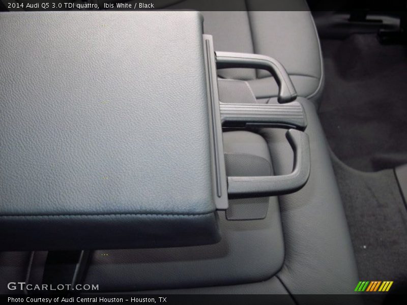 Ibis White / Black 2014 Audi Q5 3.0 TDI quattro