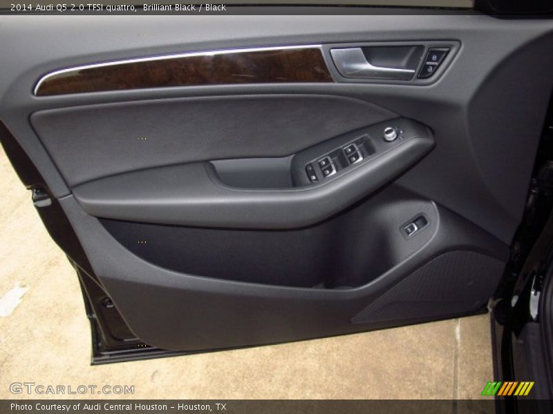 Brilliant Black / Black 2014 Audi Q5 2.0 TFSI quattro
