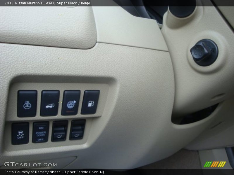 Super Black / Beige 2013 Nissan Murano LE AWD