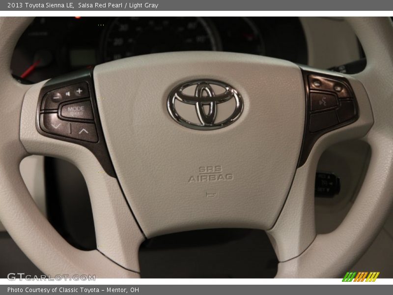 Salsa Red Pearl / Light Gray 2013 Toyota Sienna LE