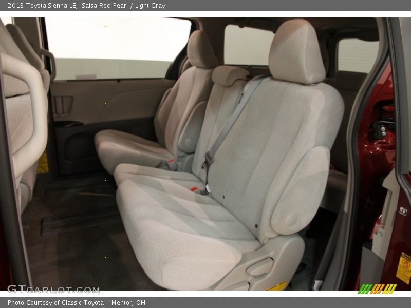 Salsa Red Pearl / Light Gray 2013 Toyota Sienna LE