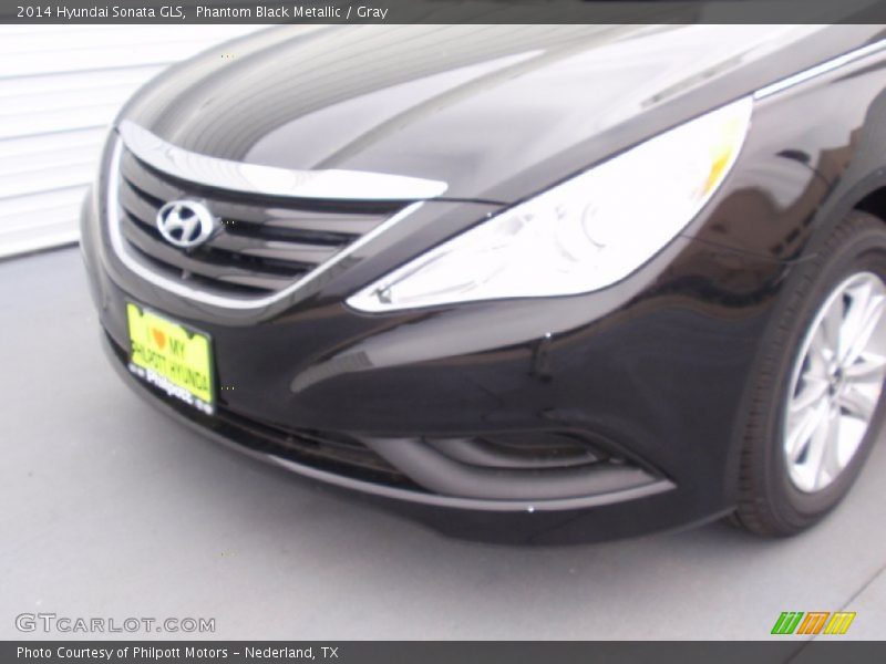 Phantom Black Metallic / Gray 2014 Hyundai Sonata GLS