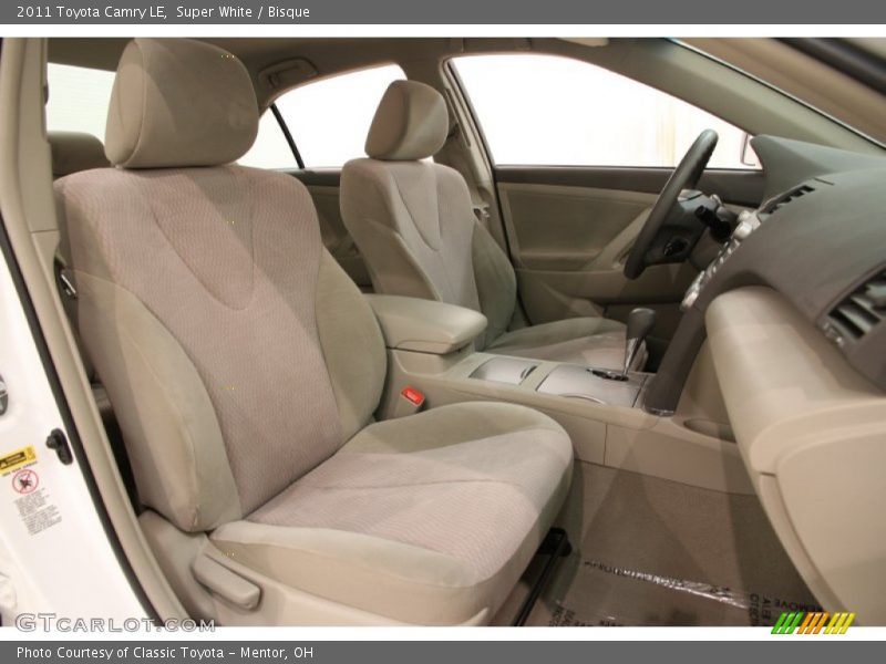 Super White / Bisque 2011 Toyota Camry LE