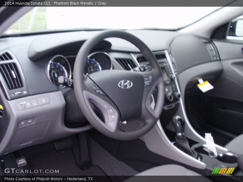 Phantom Black Metallic / Gray 2014 Hyundai Sonata GLS