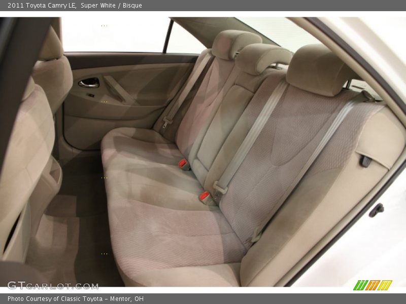Super White / Bisque 2011 Toyota Camry LE