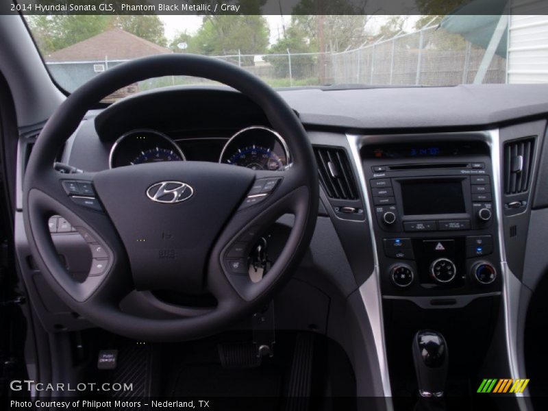 Phantom Black Metallic / Gray 2014 Hyundai Sonata GLS