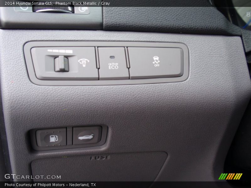 Phantom Black Metallic / Gray 2014 Hyundai Sonata GLS
