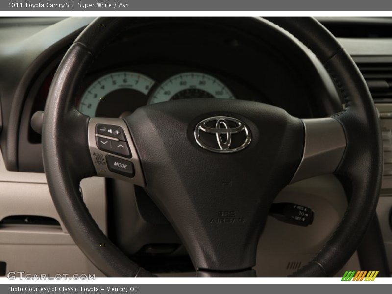 Super White / Ash 2011 Toyota Camry SE