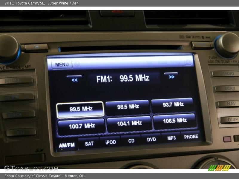 Super White / Ash 2011 Toyota Camry SE