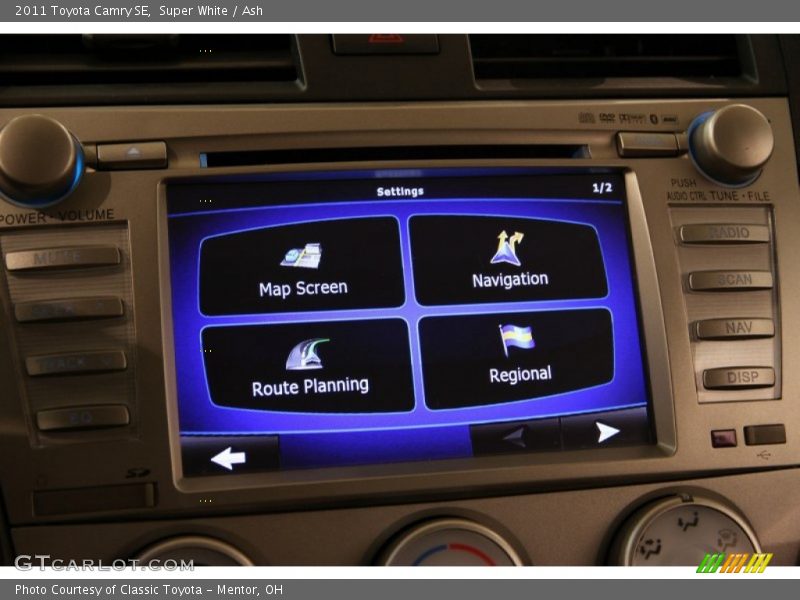 Super White / Ash 2011 Toyota Camry SE