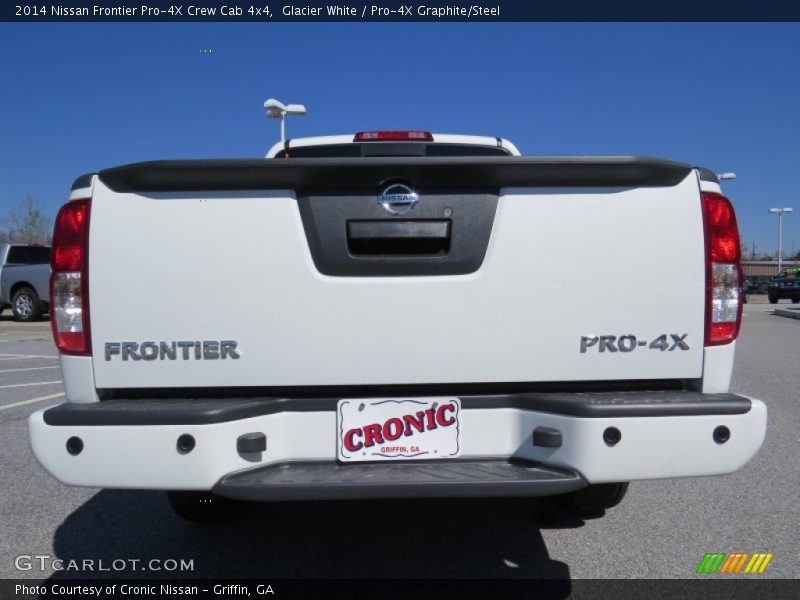 Glacier White / Pro-4X Graphite/Steel 2014 Nissan Frontier Pro-4X Crew Cab 4x4