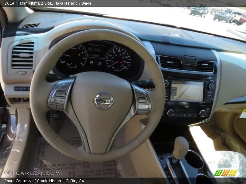 Dashboard of 2014 Altima 2.5 SL