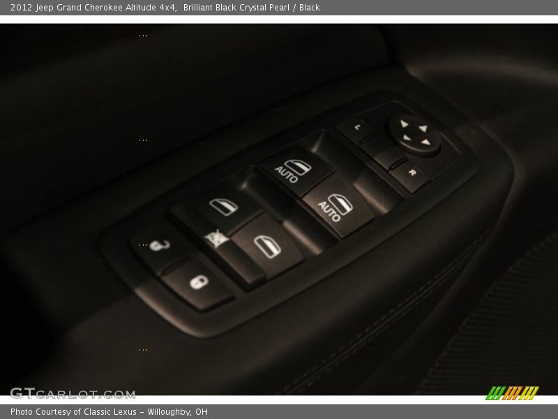 Brilliant Black Crystal Pearl / Black 2012 Jeep Grand Cherokee Altitude 4x4