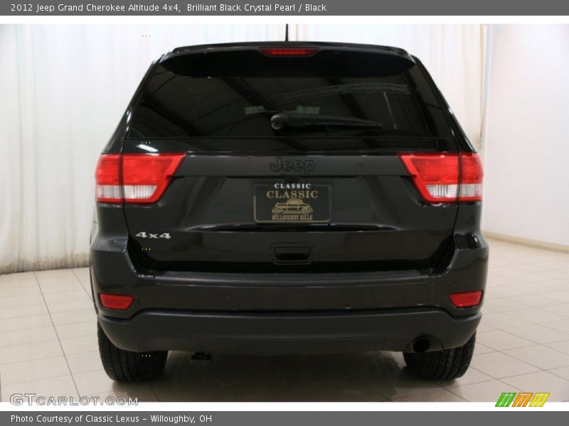 Brilliant Black Crystal Pearl / Black 2012 Jeep Grand Cherokee Altitude 4x4