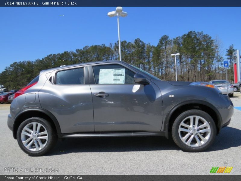 Gun Metallic / Black 2014 Nissan Juke S