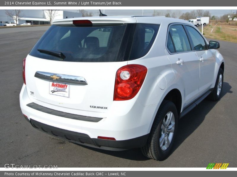 Summit White / Light Titanium/Jet Black 2014 Chevrolet Equinox LS