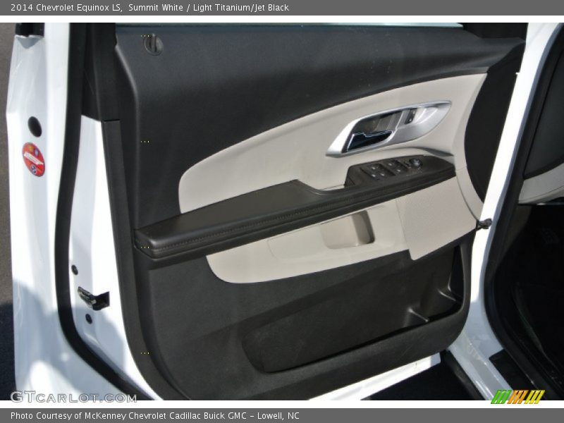 Summit White / Light Titanium/Jet Black 2014 Chevrolet Equinox LS