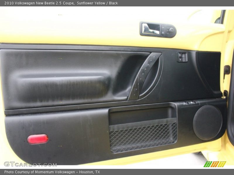 Sunflower Yellow / Black 2010 Volkswagen New Beetle 2.5 Coupe