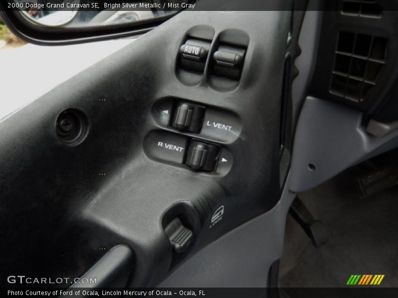 Controls of 2000 Grand Caravan SE