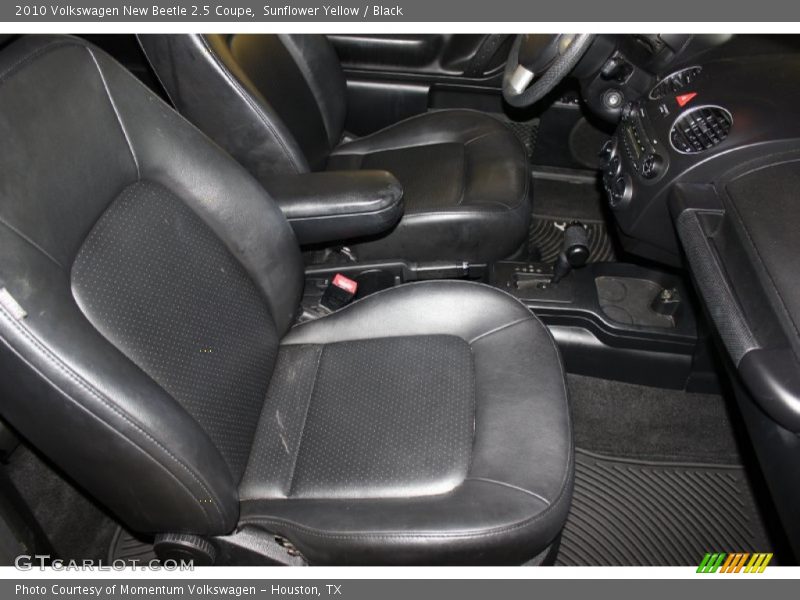 Sunflower Yellow / Black 2010 Volkswagen New Beetle 2.5 Coupe