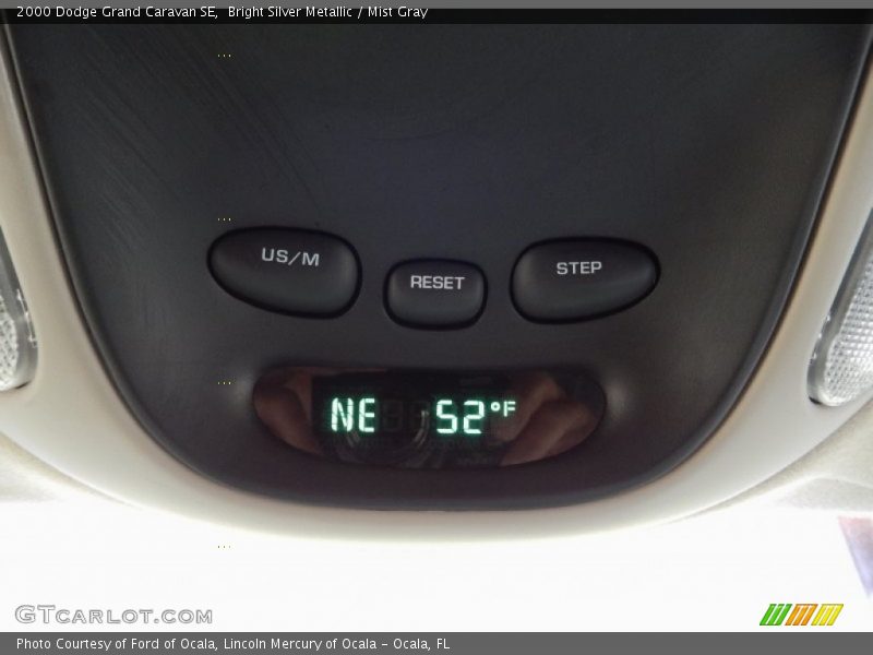 Bright Silver Metallic / Mist Gray 2000 Dodge Grand Caravan SE