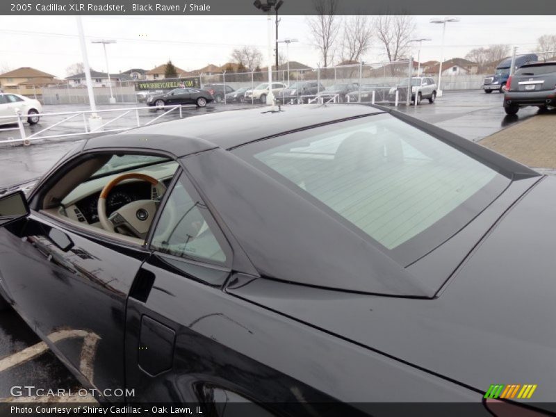 Black Raven / Shale 2005 Cadillac XLR Roadster