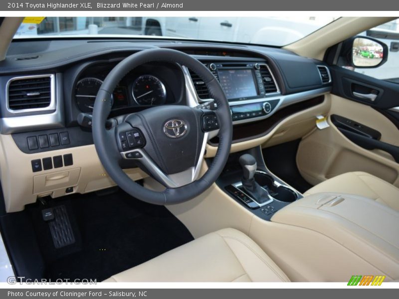 Blizzard White Pearl / Almond 2014 Toyota Highlander XLE