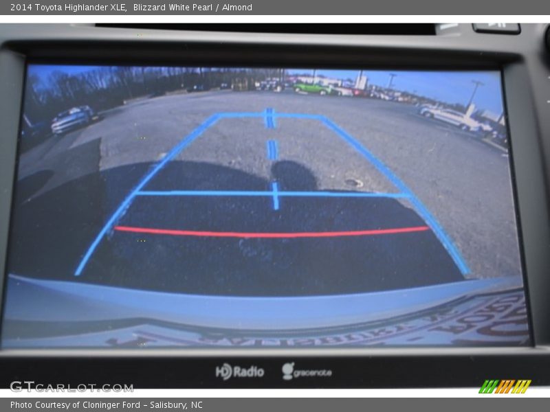 Blizzard White Pearl / Almond 2014 Toyota Highlander XLE