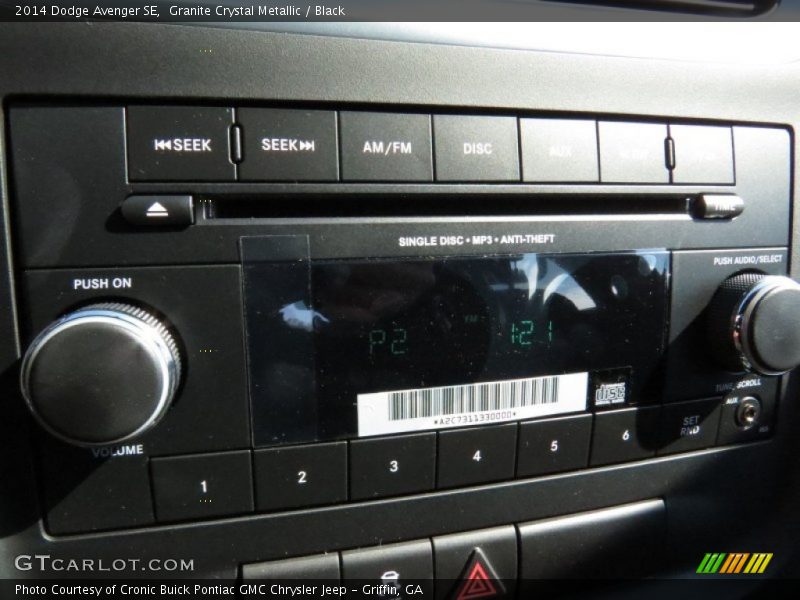 Granite Crystal Metallic / Black 2014 Dodge Avenger SE