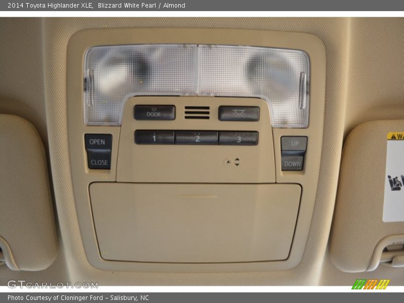 Blizzard White Pearl / Almond 2014 Toyota Highlander XLE