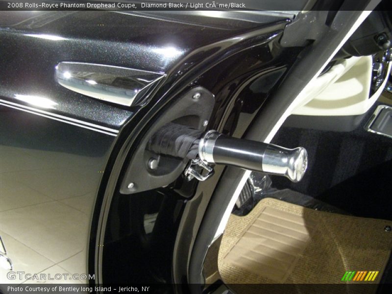 2008 Rolls-Royce Phantom Drophead Coupe,  Umbrella - 2008 Rolls-Royce Phantom Drophead Coupe 