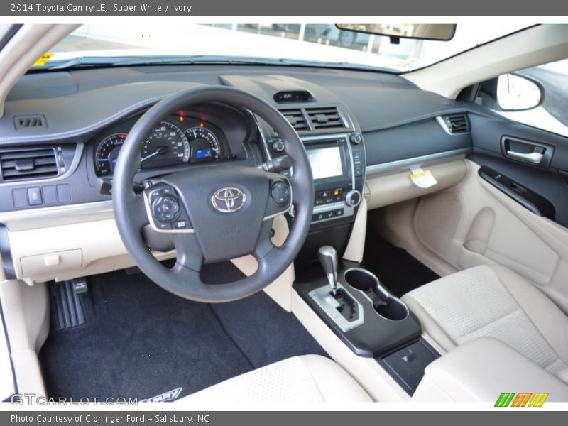 Super White / Ivory 2014 Toyota Camry LE