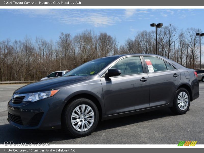 Magnetic Gray Metallic / Ash 2014 Toyota Camry L