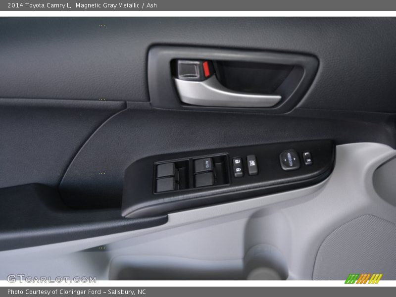 Magnetic Gray Metallic / Ash 2014 Toyota Camry L