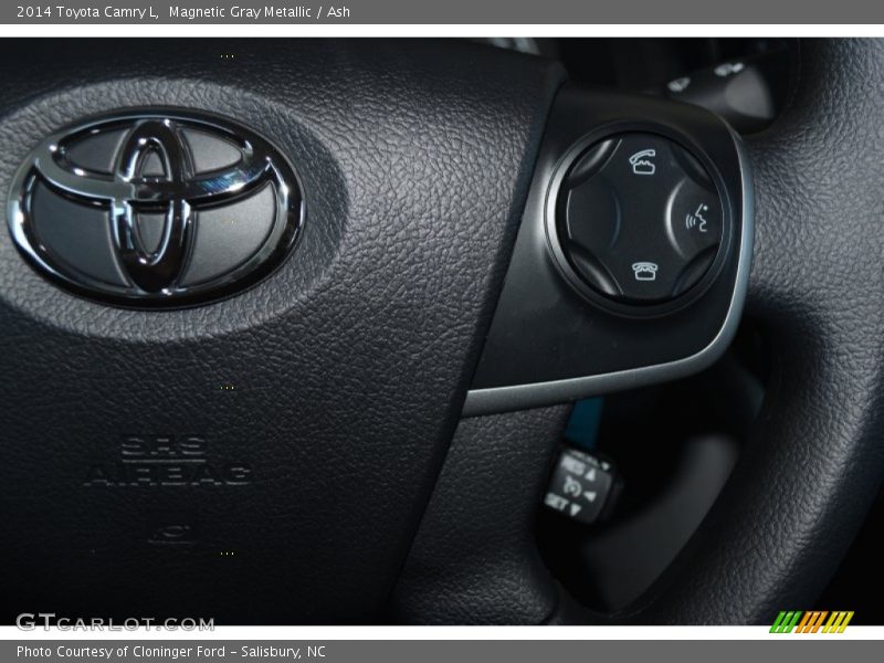 Magnetic Gray Metallic / Ash 2014 Toyota Camry L