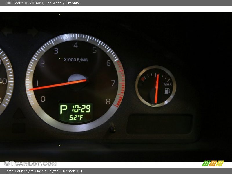 Ice White / Graphite 2007 Volvo XC70 AWD